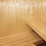 6 Person In